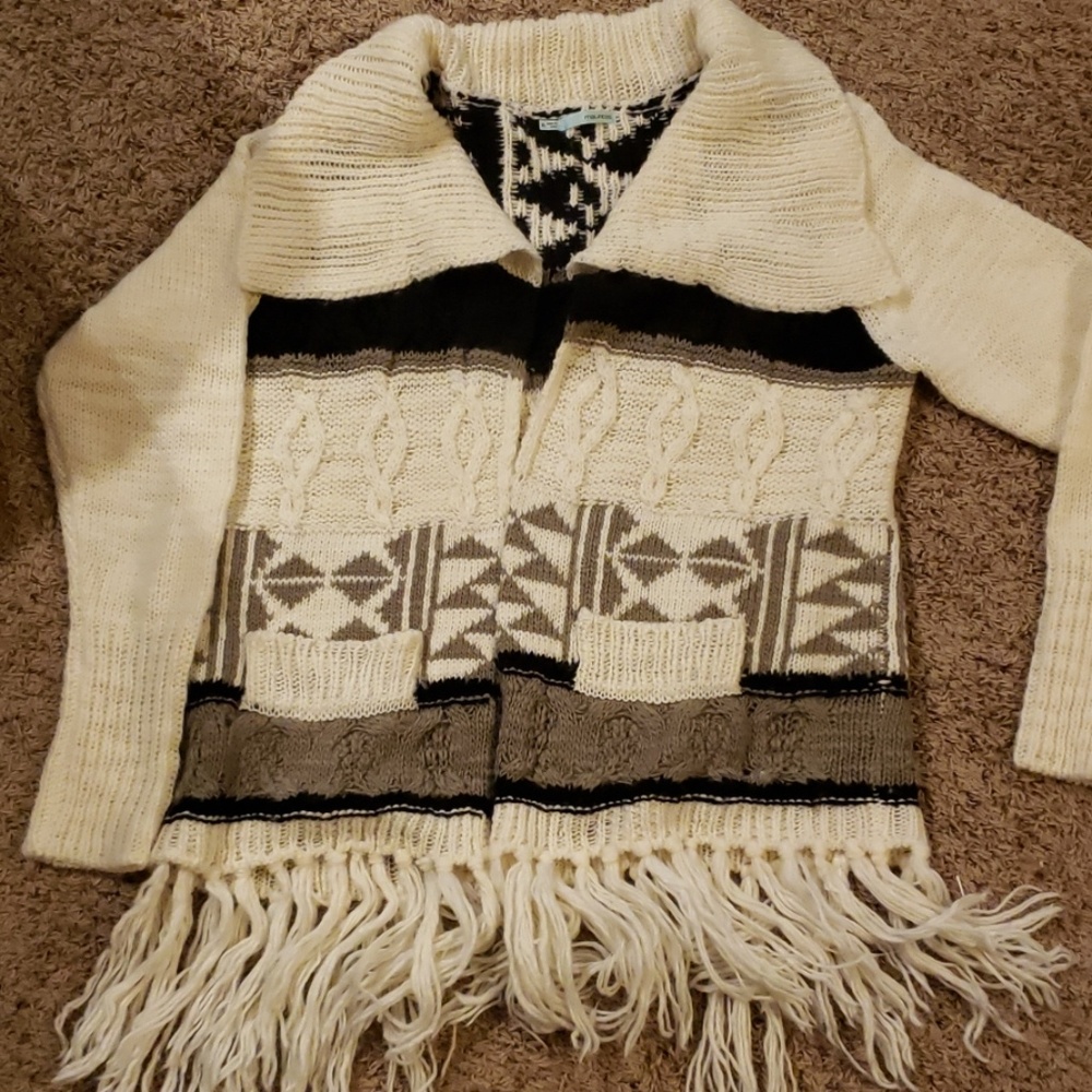 Maurice's sweater